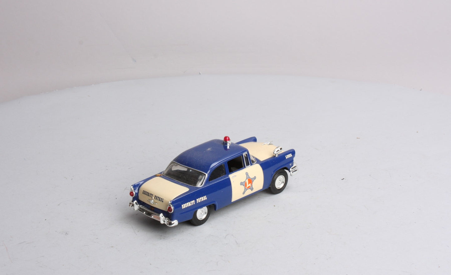 Lionel 397000 1:48 Lionelville 1956 Ford Tudor Sheriff Chief's Die-Cast Sedan