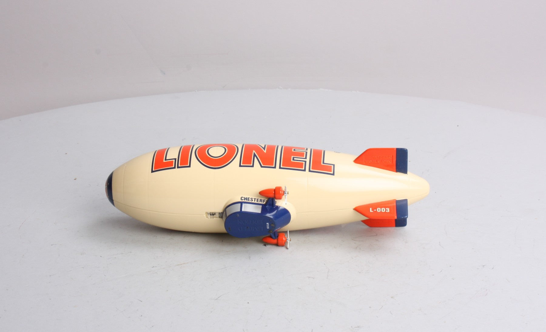 Lionel 390000 1:64 Eastwood Automobilia Diecast Metal Blimp