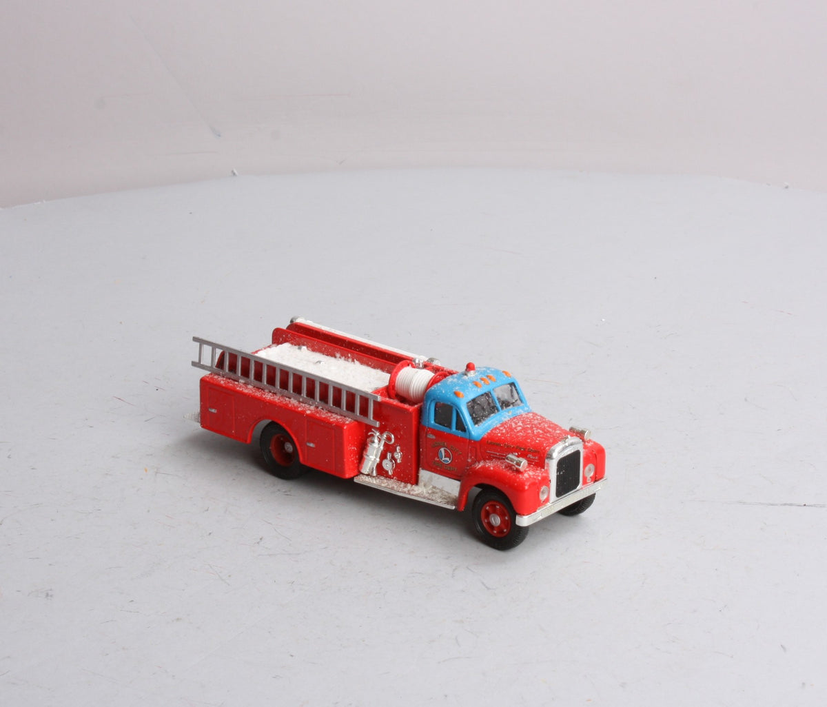 Corgi 52402 1:50 Lionel City Fire Mack B Pumper Fire Truck Emergency Vehicle