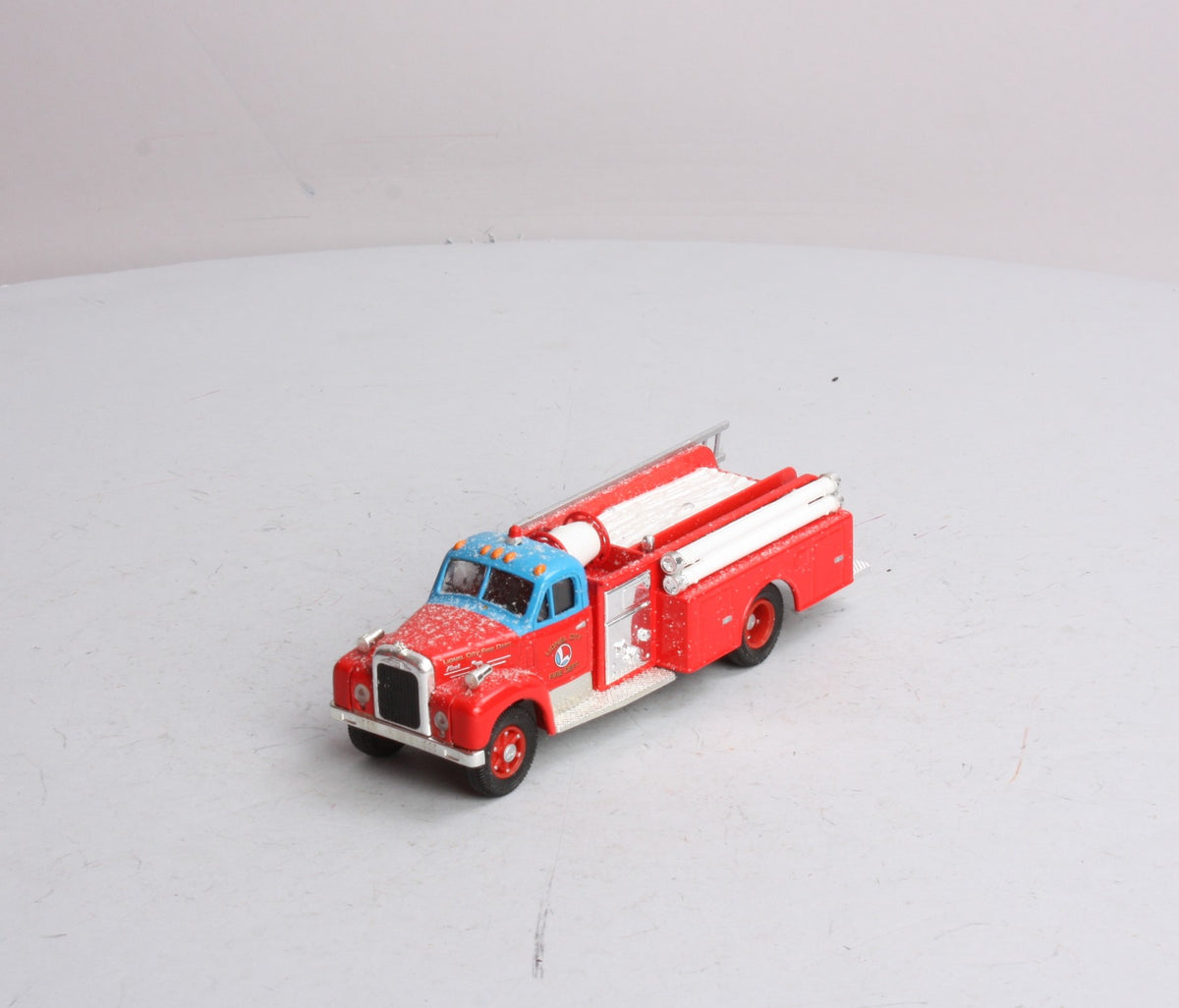 Corgi 52402 1:50 Lionel City Fire Mack B Pumper Fire Truck Emergency Vehicle