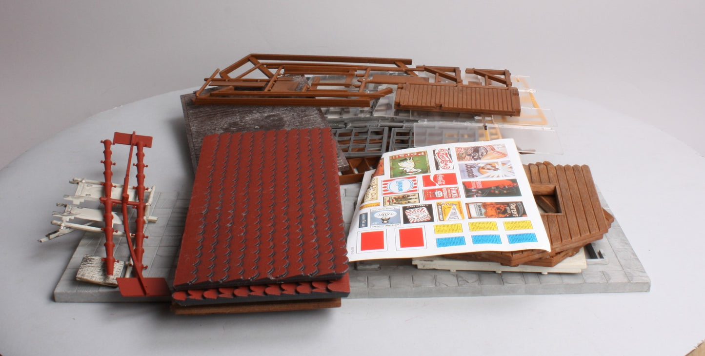 Pola 914 G Scale 2-Story Switch Tower Building LN/Box