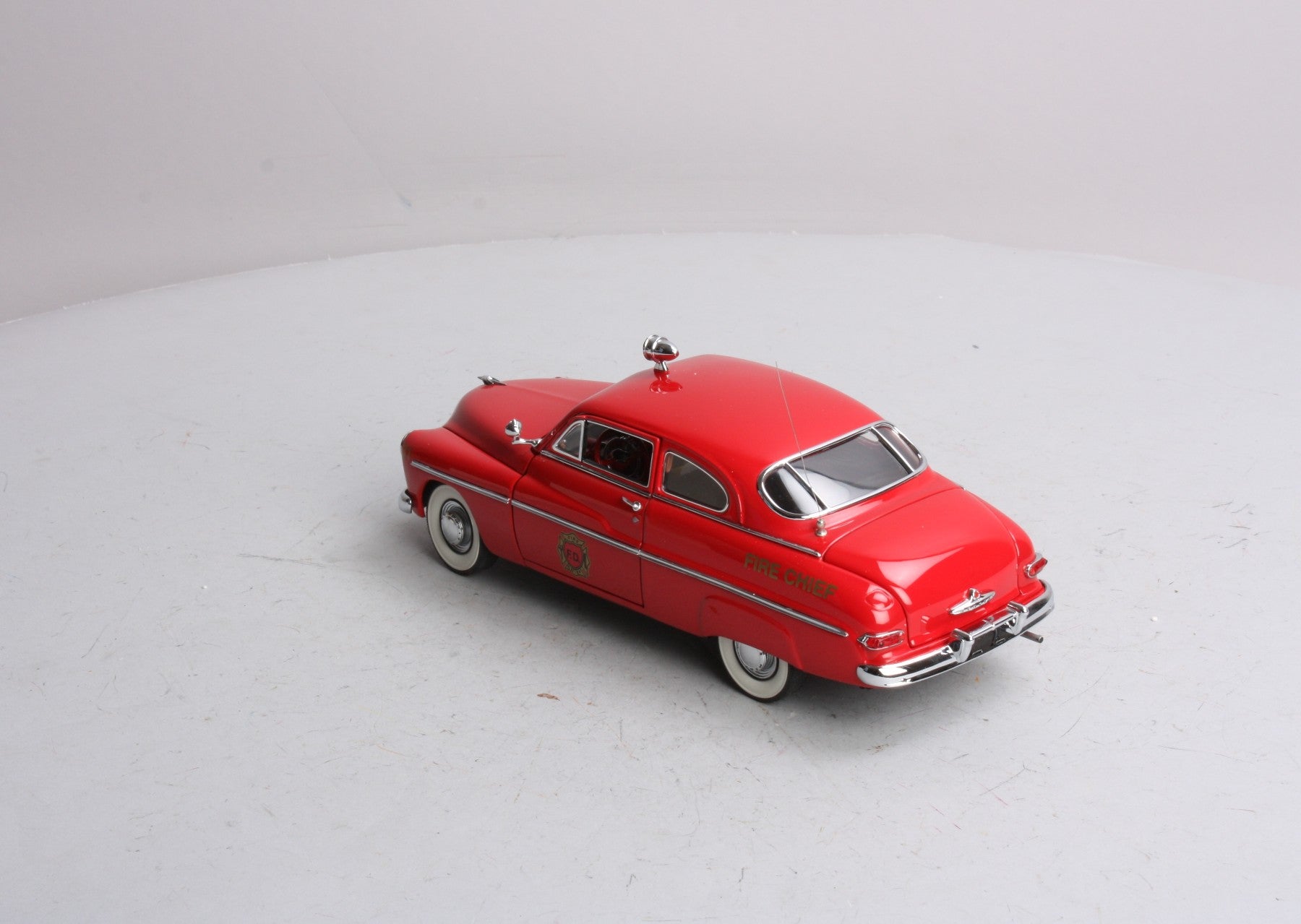 Danbury Mint 1949 1:24 1949 Mercury Fire Chief Club Coupe LN/Box