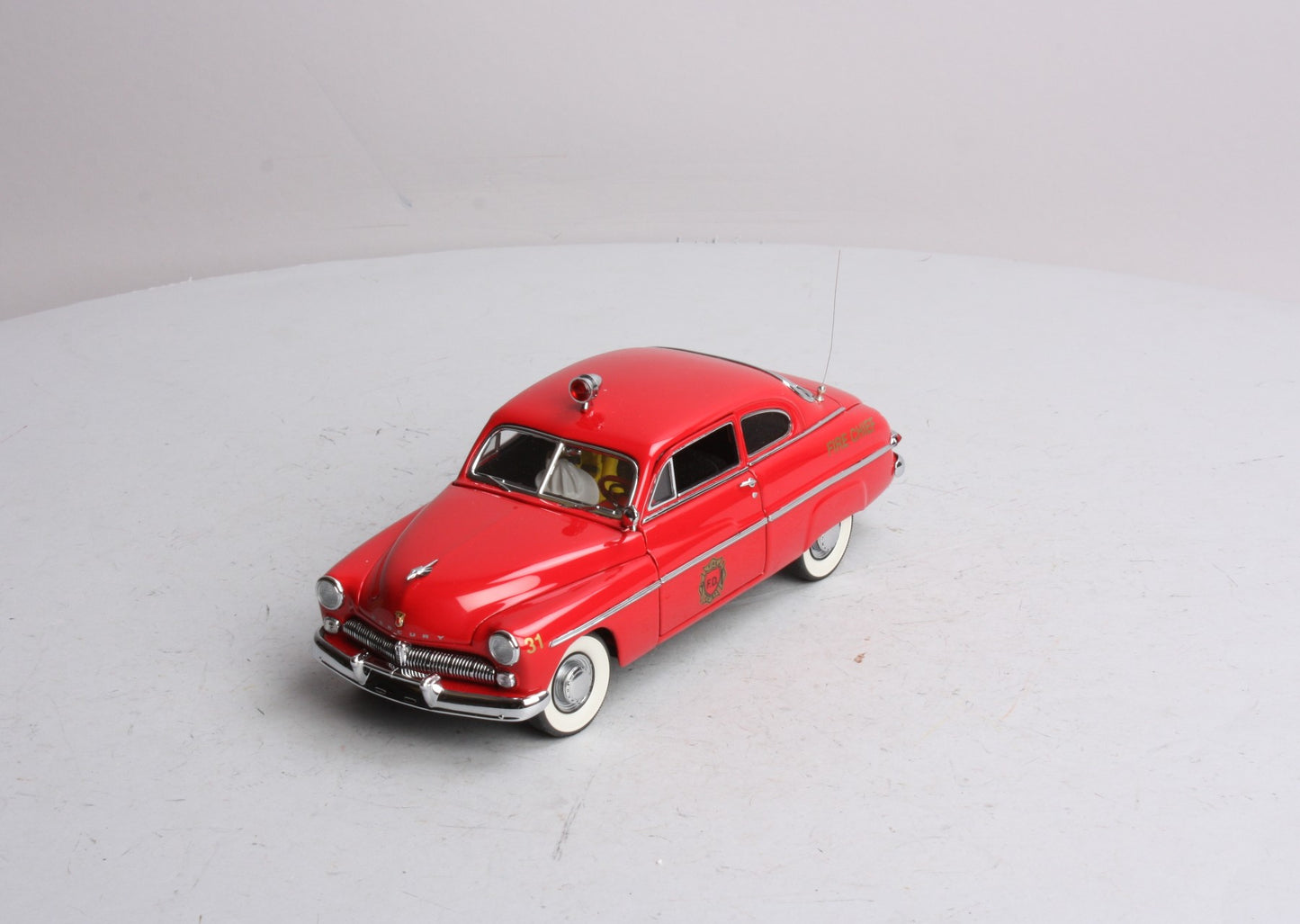 Danbury Mint 1949 1:24 1949 Mercury Fire Chief Club Coupe LN/Box