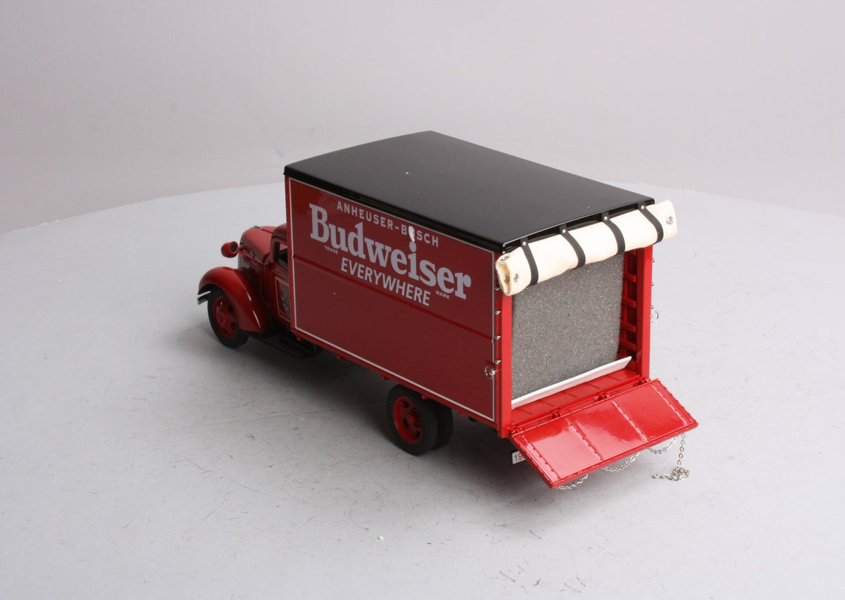 Danbury Mint 1937 1:24 1937 Budweiser Delivery Truck  LN/Box
