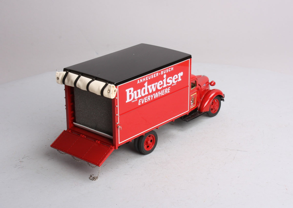 Danbury Mint 1937 1:24 1937 Budweiser Delivery Truck  LN/Box
