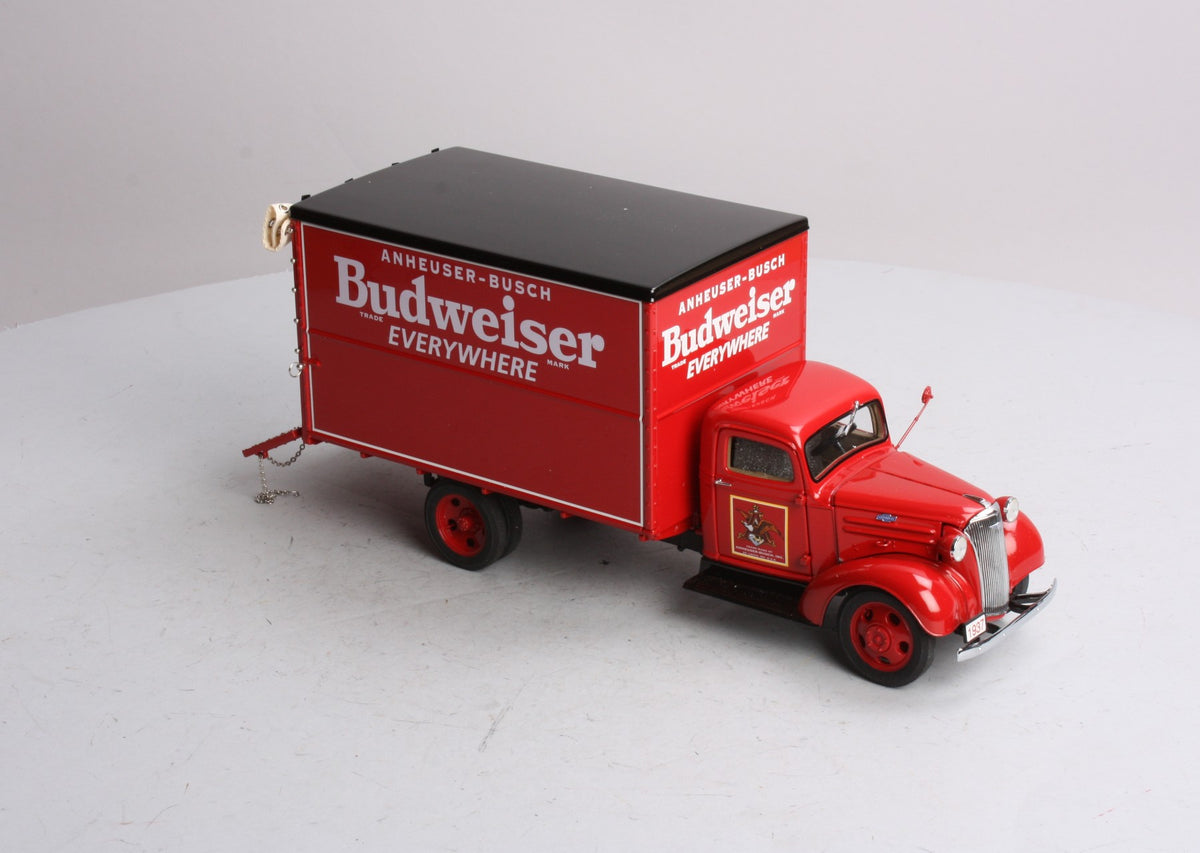 Danbury Mint 1937 1:24 1937 Budweiser Delivery Truck  LN/Box