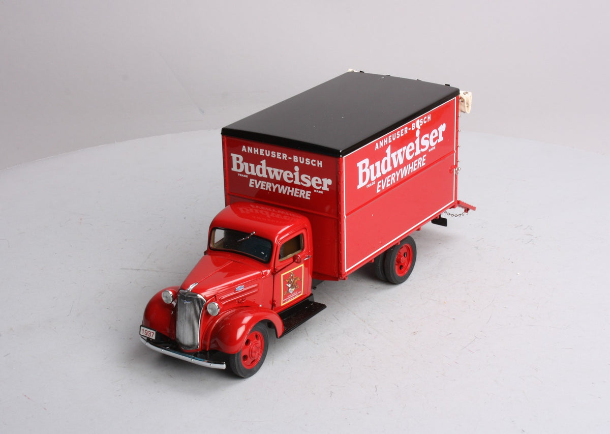 Danbury Mint 1937 1:24 1937 Budweiser Delivery Truck  LN/Box