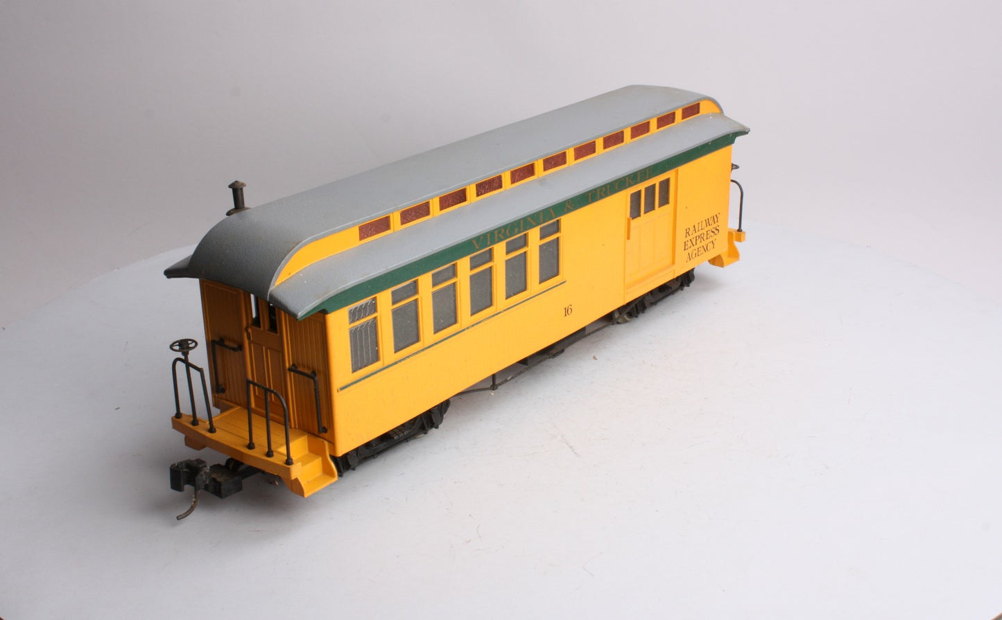 Bachmann 16 G Scale Virginia &Truckee REA Combine Car #16 EX