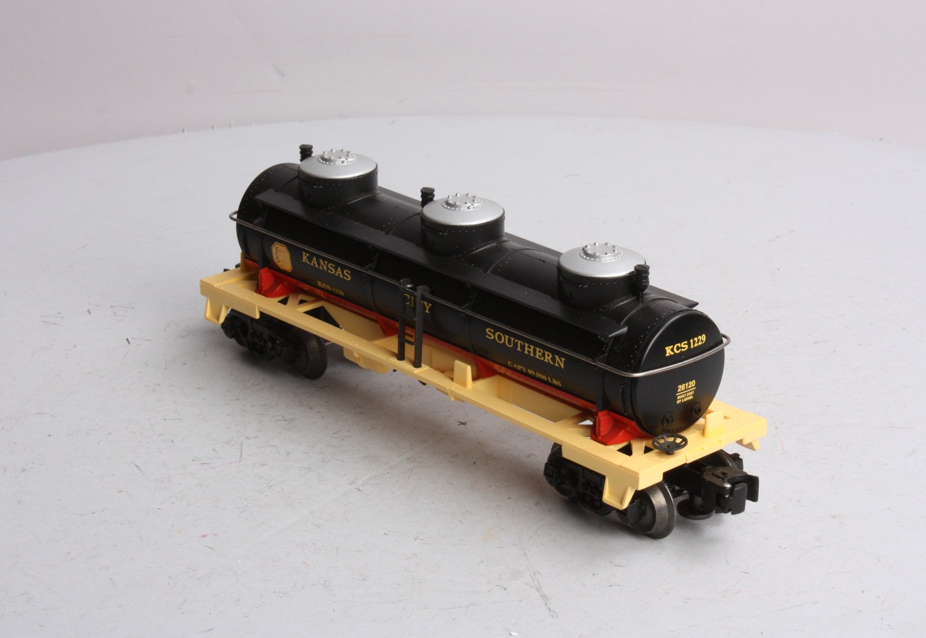 Lionel 6-26120 O Kansas City Southern 3-Dome Tank Car #1229 NIB