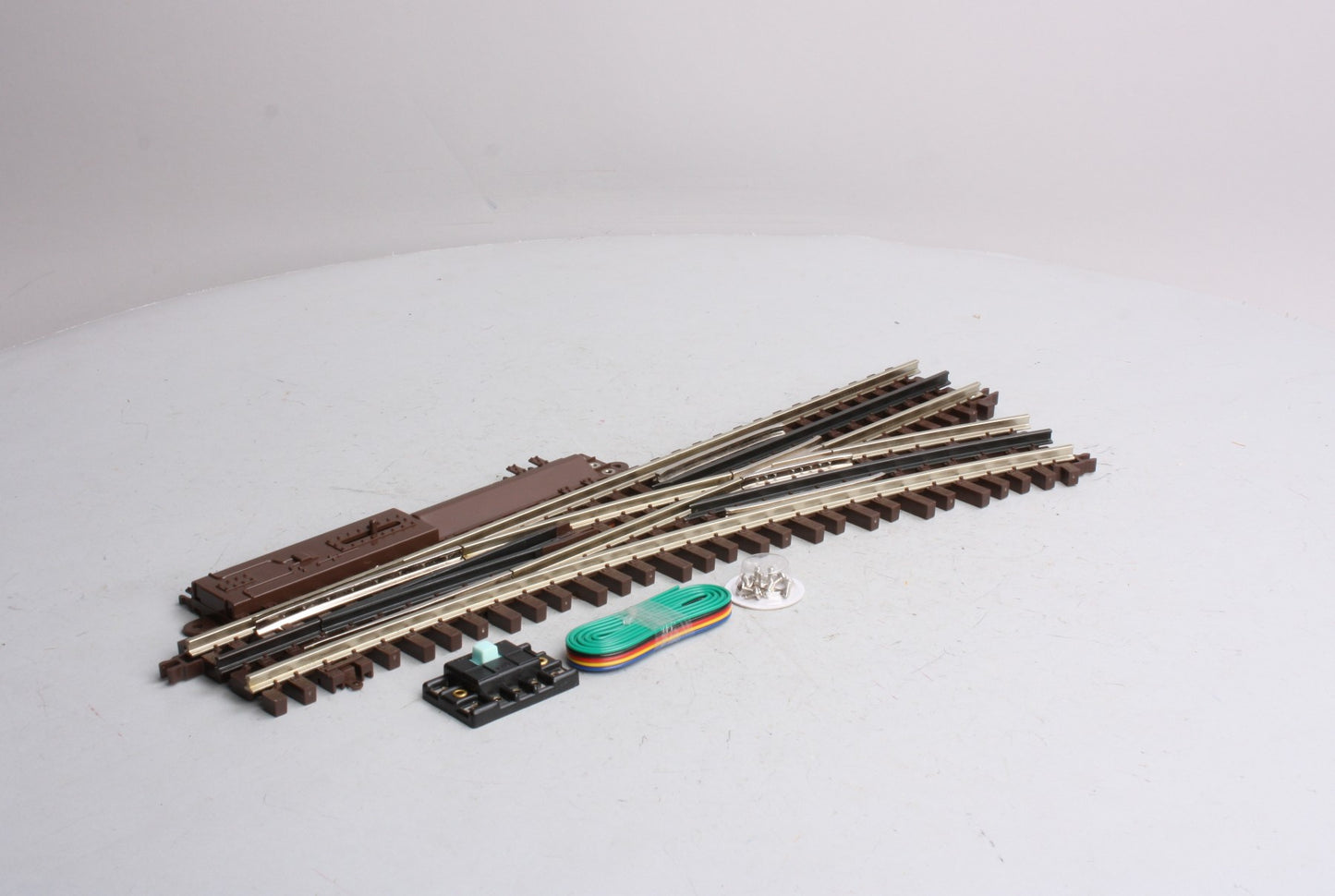 Atlas 6073 O Gauge Nickel Silver O-72 Right Hand Remote Switch Turnout NIB