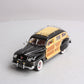 Danbury Mint 1942 1:24 Diecast 1942 Chrysler Town & County Convertible NIB