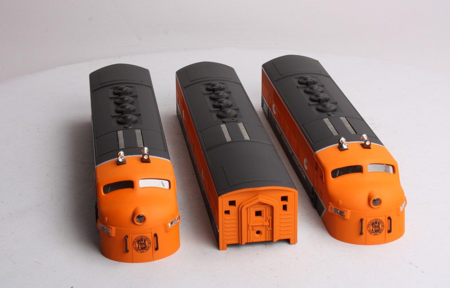 Lionel 6-11737 O Gauge TCA F3 ABA Diesel Locomotive Set (Shells Only) LN