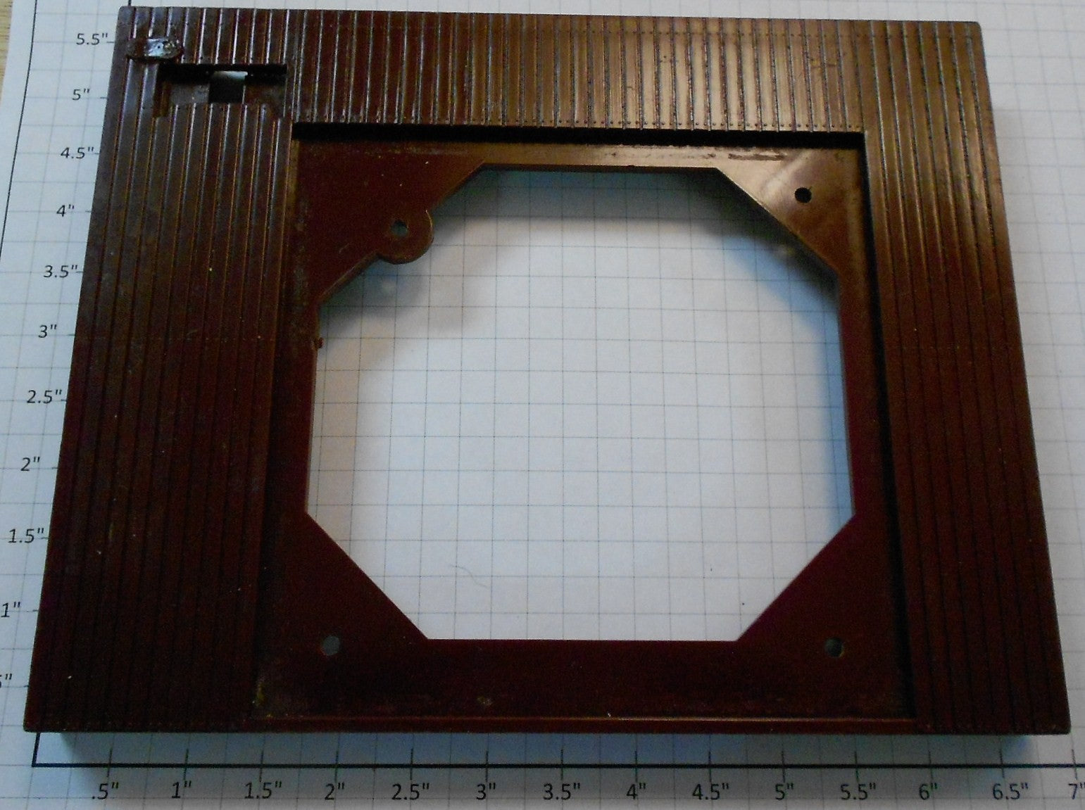 Lionel 445-8 Maroon Base