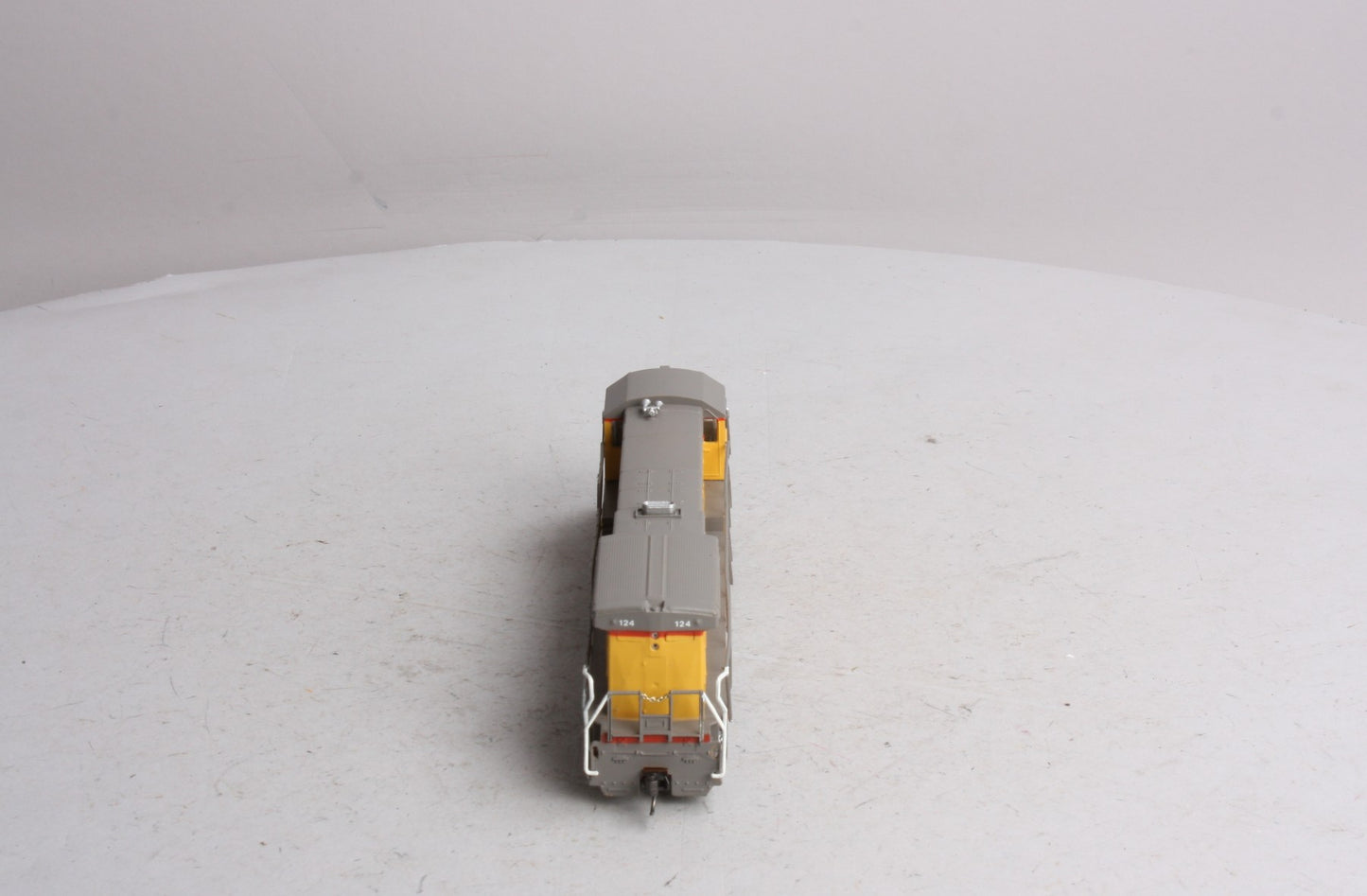 Bachmann 31102 HO Union Pacific B23-7 Diesel-Powered Locomotive #124 LN/Box
