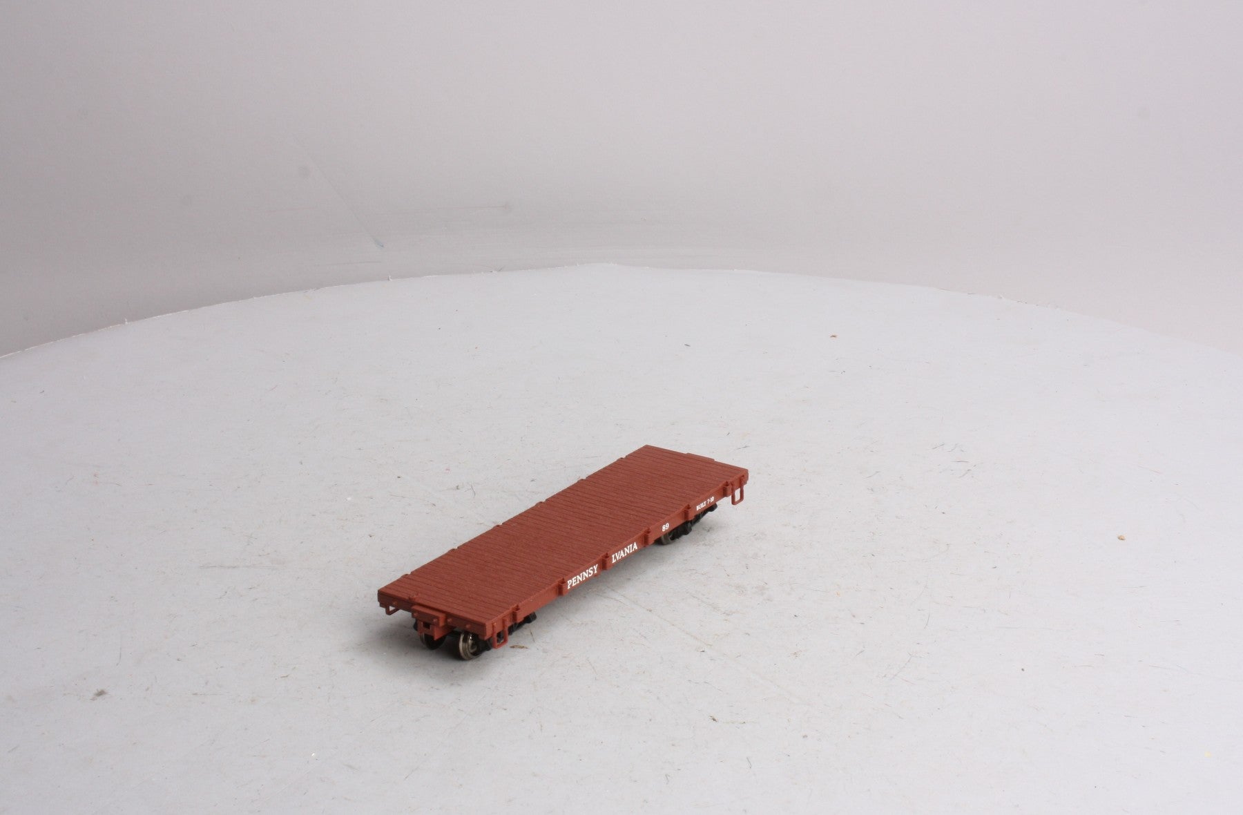 Bachmann 27314 On30 Pennsylvania Wood Flatcar #89 LN/Box