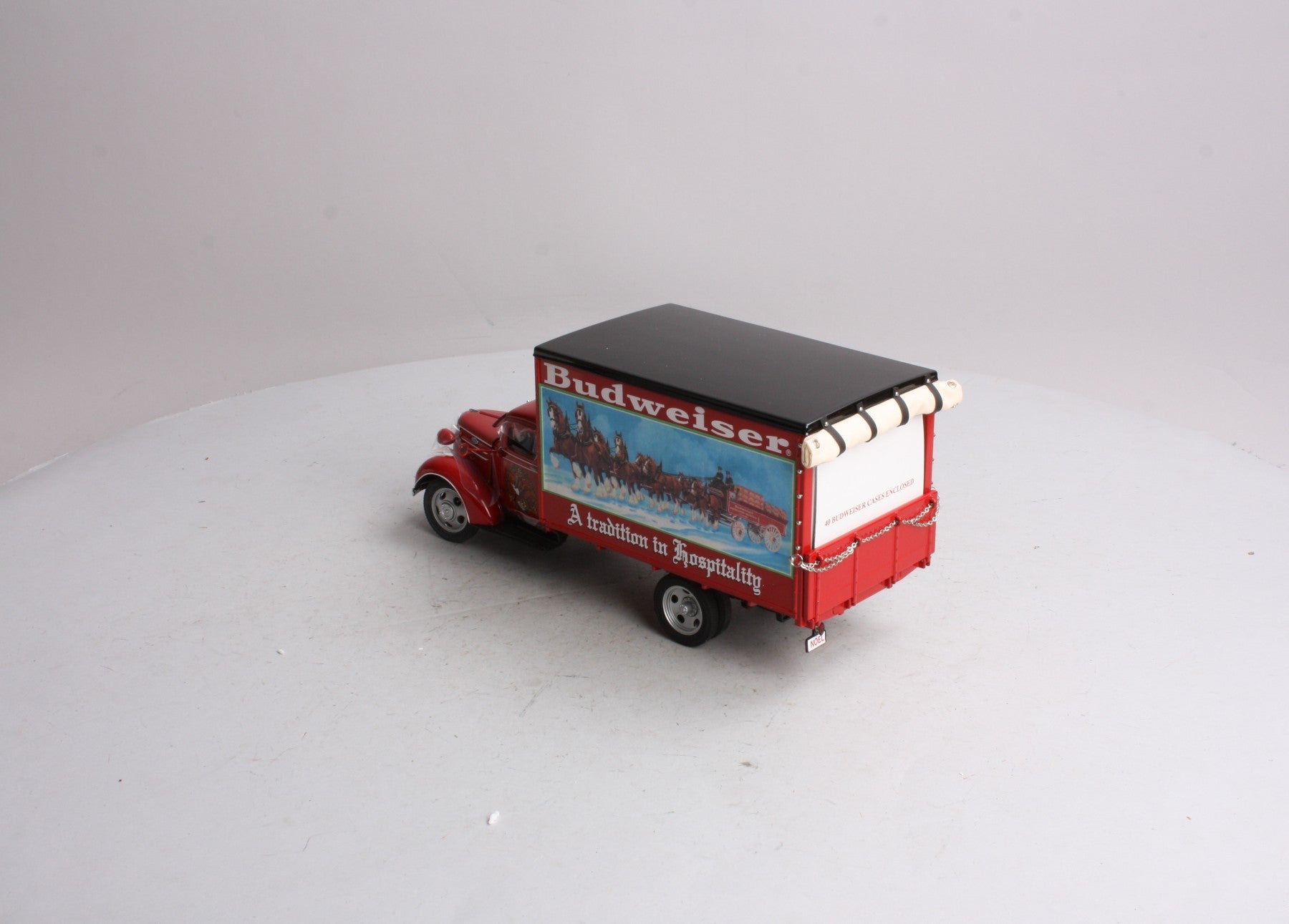 Danbury Mint 1930 1:24 Diecast 1930 Chevrolet Budweiser Christmas Truck NIB