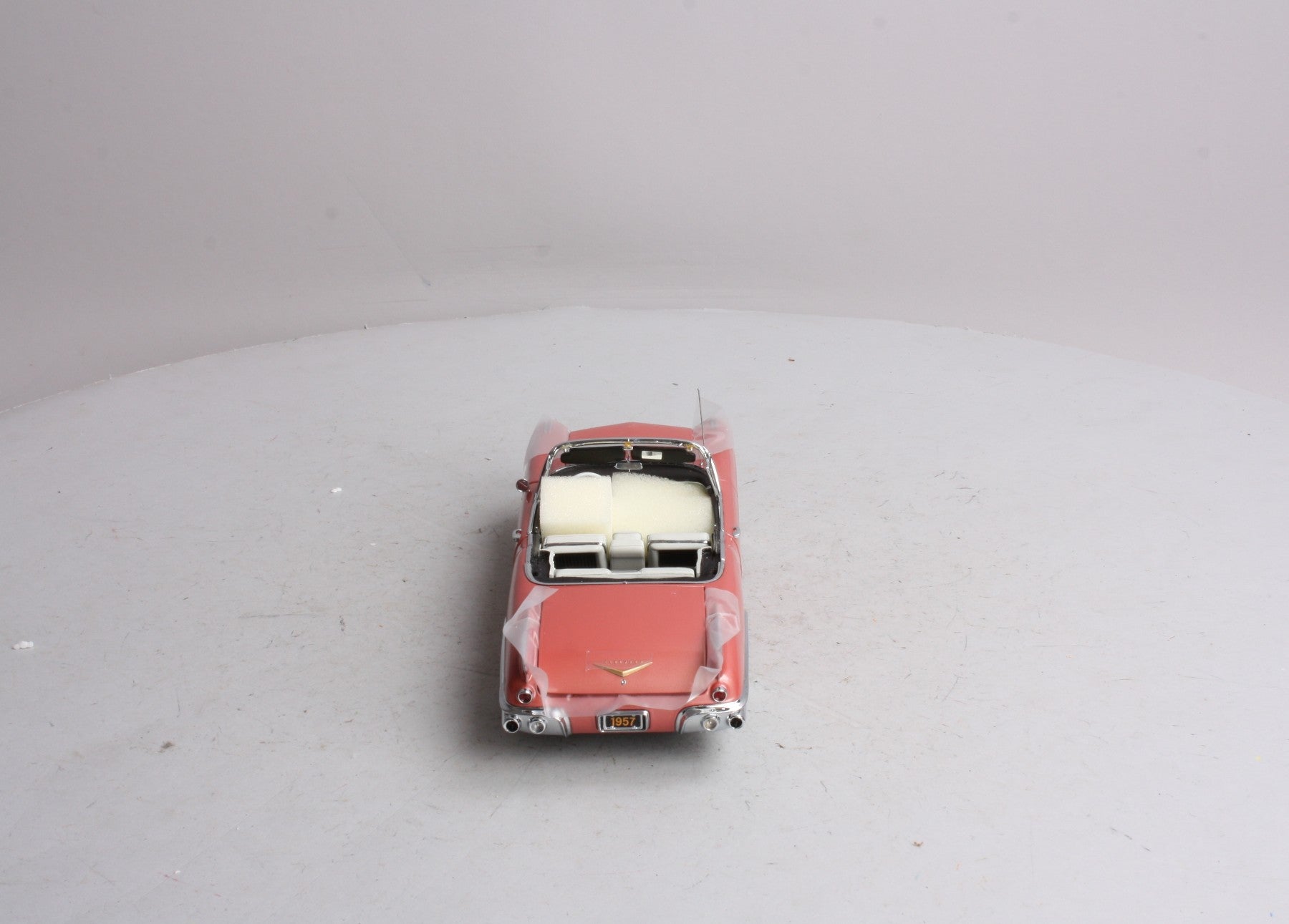 Danbury Mint 1957 1:24 Scale Sweet Pink 1957 Cadillac Eldorado Biarritz