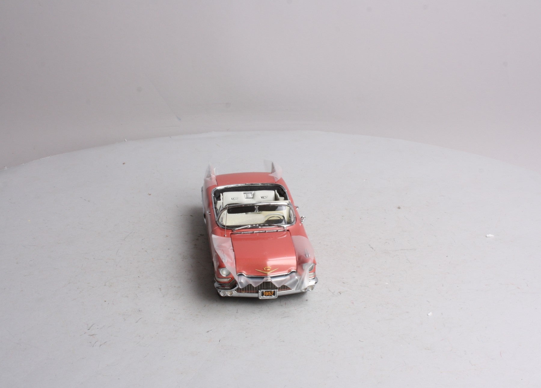 Danbury Mint 1957 1:24 Scale Sweet Pink 1957 Cadillac Eldorado Biarritz