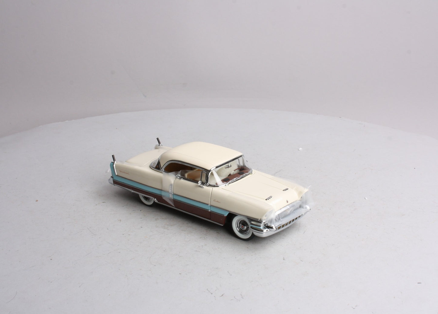 Danbury Mint 1956 1:24 1956 Packard Caribbean Hardtop LN/Box