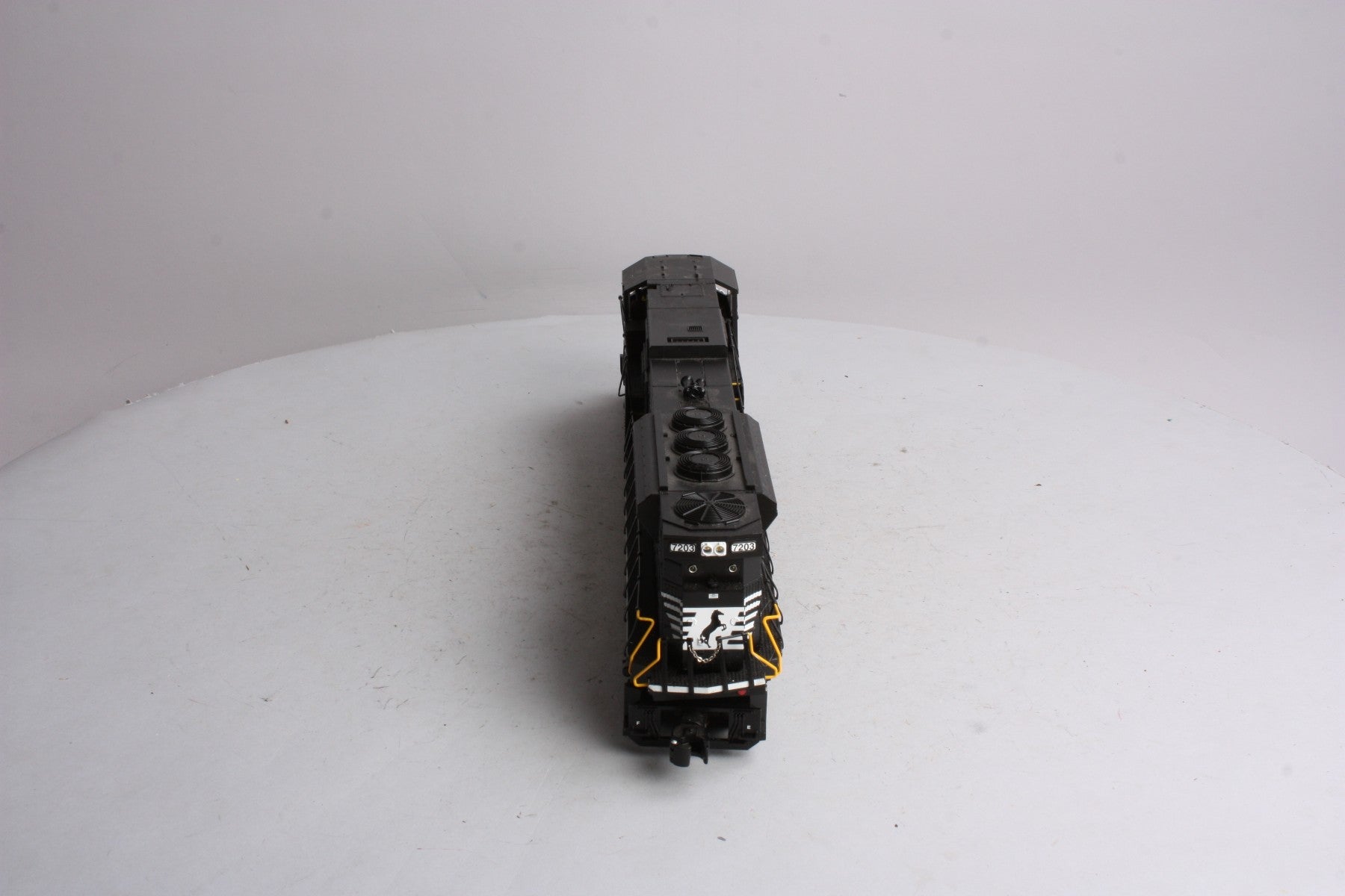 Lionel 6-38585 Norfolk Southern SD80MAC Diesel Locomotive #7203 LN
