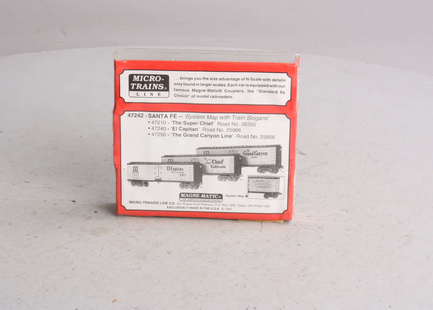 Micro-Trains 04700242 N Santa Fe 40' Double Sheathed Reefer Cars (Set of 3) MT/Box