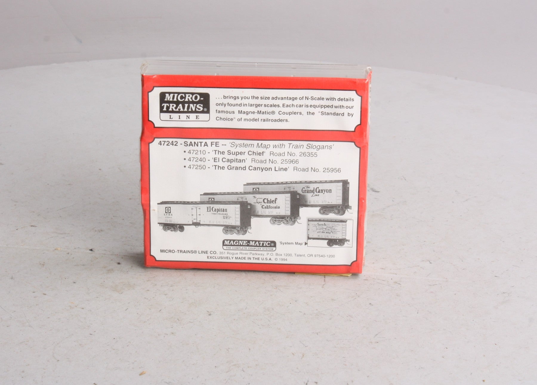 Micro-Trains 04700242 N Santa Fe 40' Double Sheathed Reefer Cars (Set of 3) MT/Box