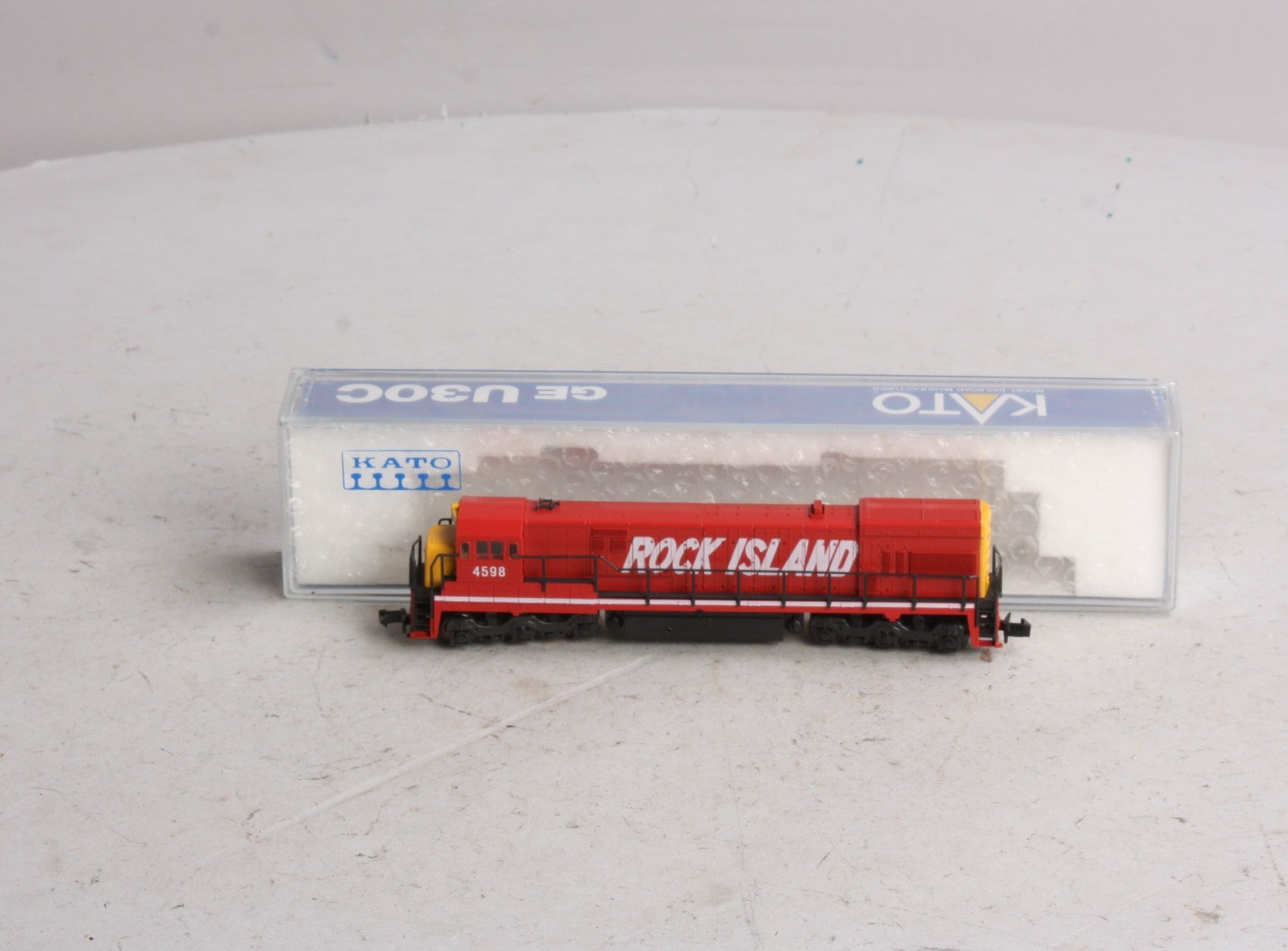 Kato 176-177 N Scale Rock Island U30C Diesel Locomotive #4598 LN/Box