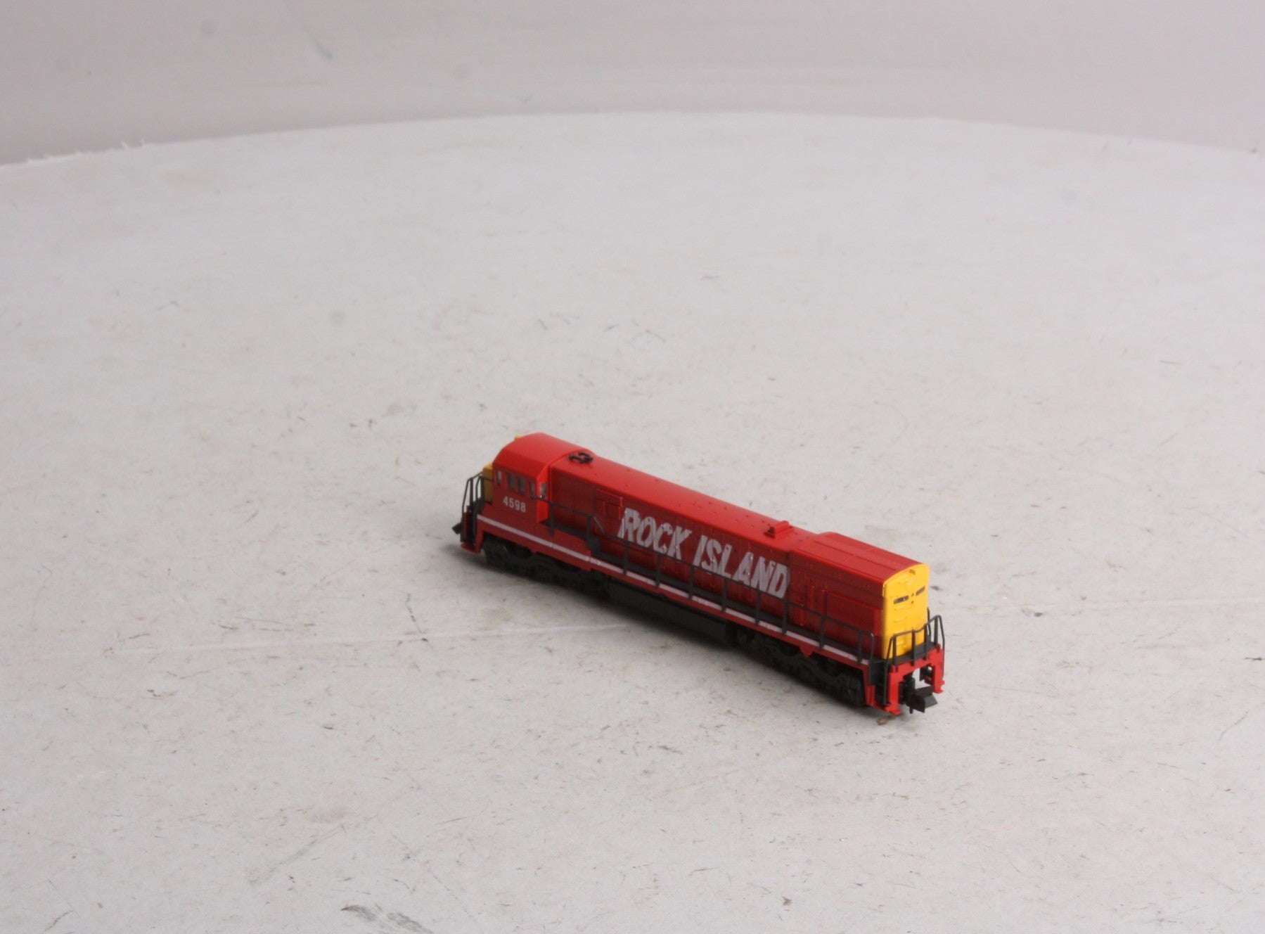 Kato 176-177 N Scale Rock Island U30C Diesel Locomotive #4598 LN/Box