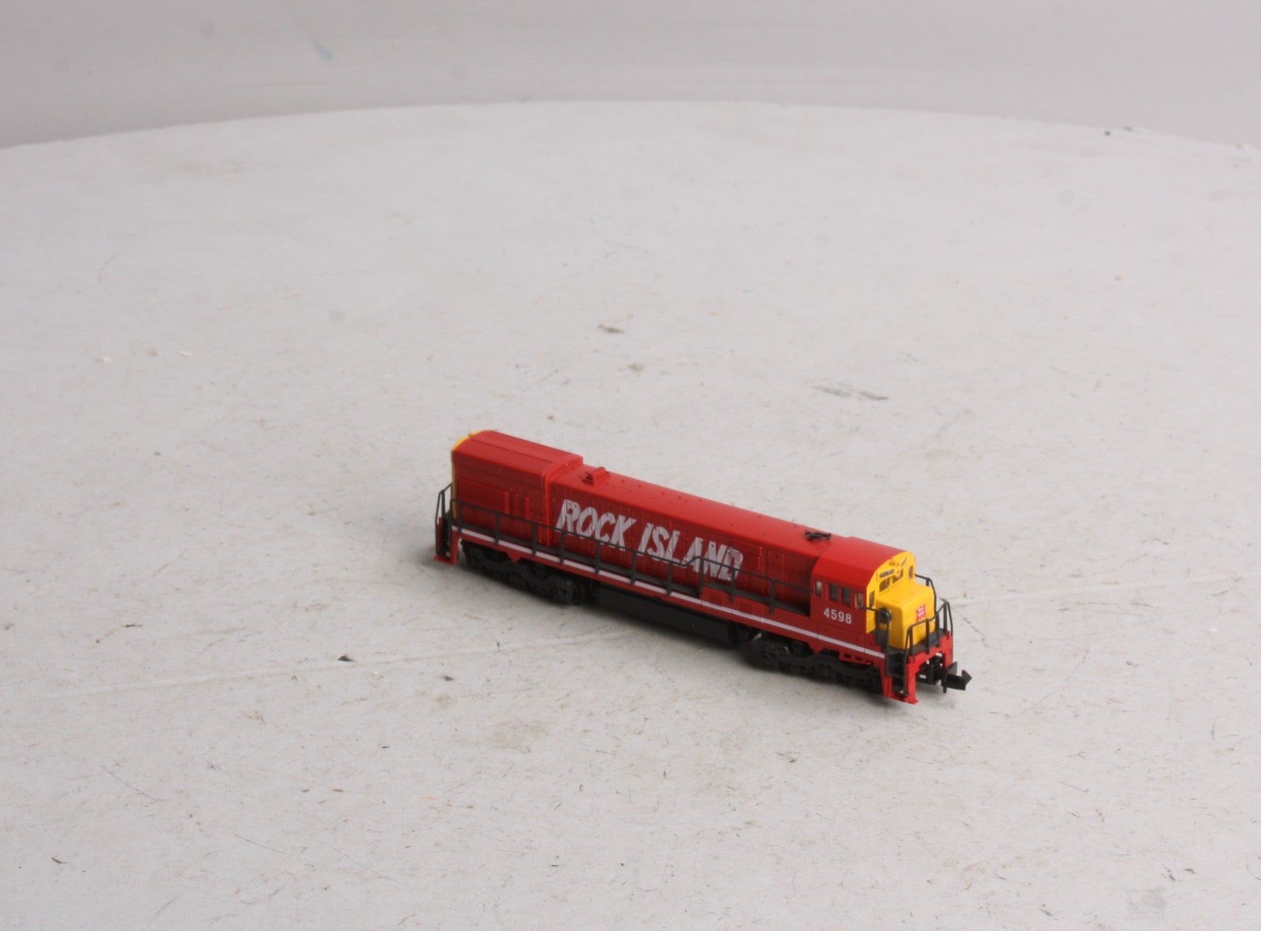 Kato 176-177 N Scale Rock Island U30C Diesel Locomotive #4598 LN/Box