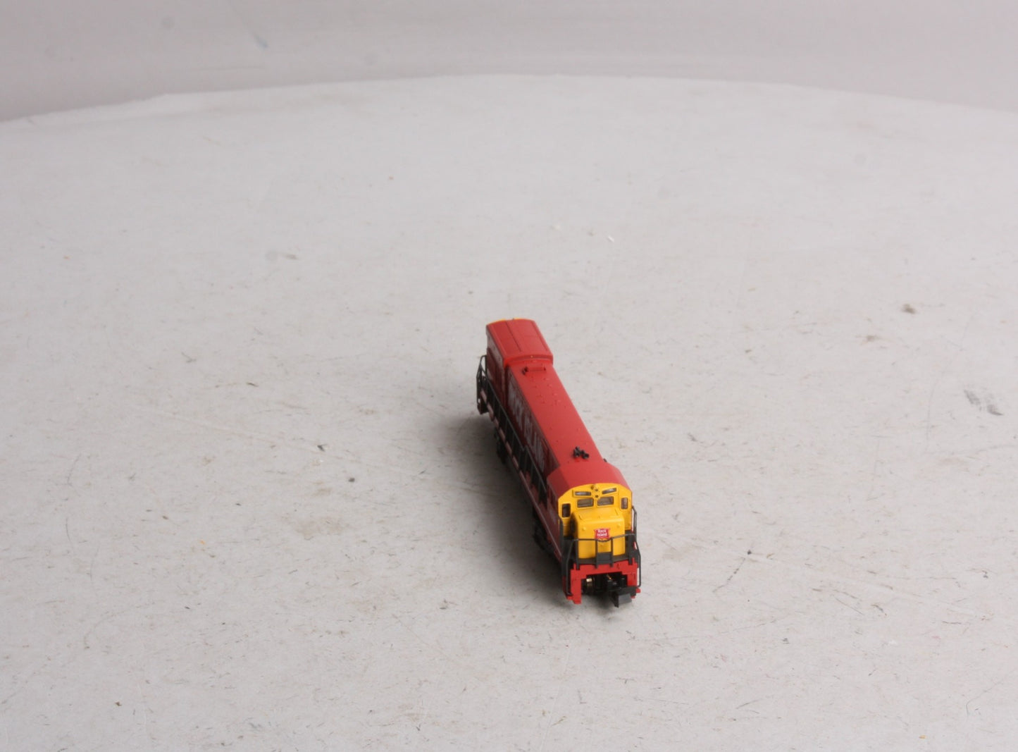 Kato 176-177 N Scale Rock Island U30C Diesel Locomotive #4598 LN/Box