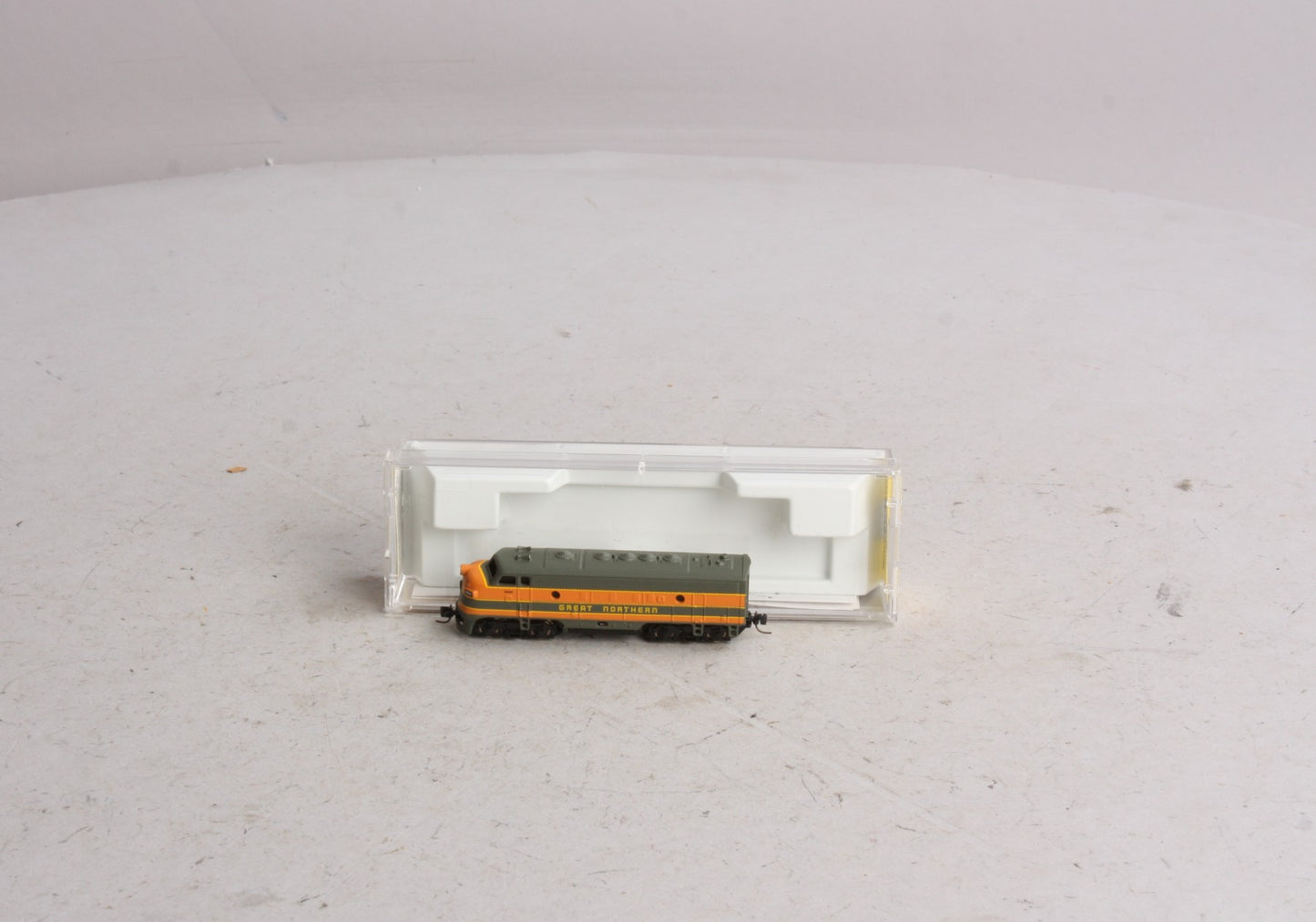 MicroTrains 14008-2 Z Scale Great Northern F7 Diesel Locomotive #268A LN/Box