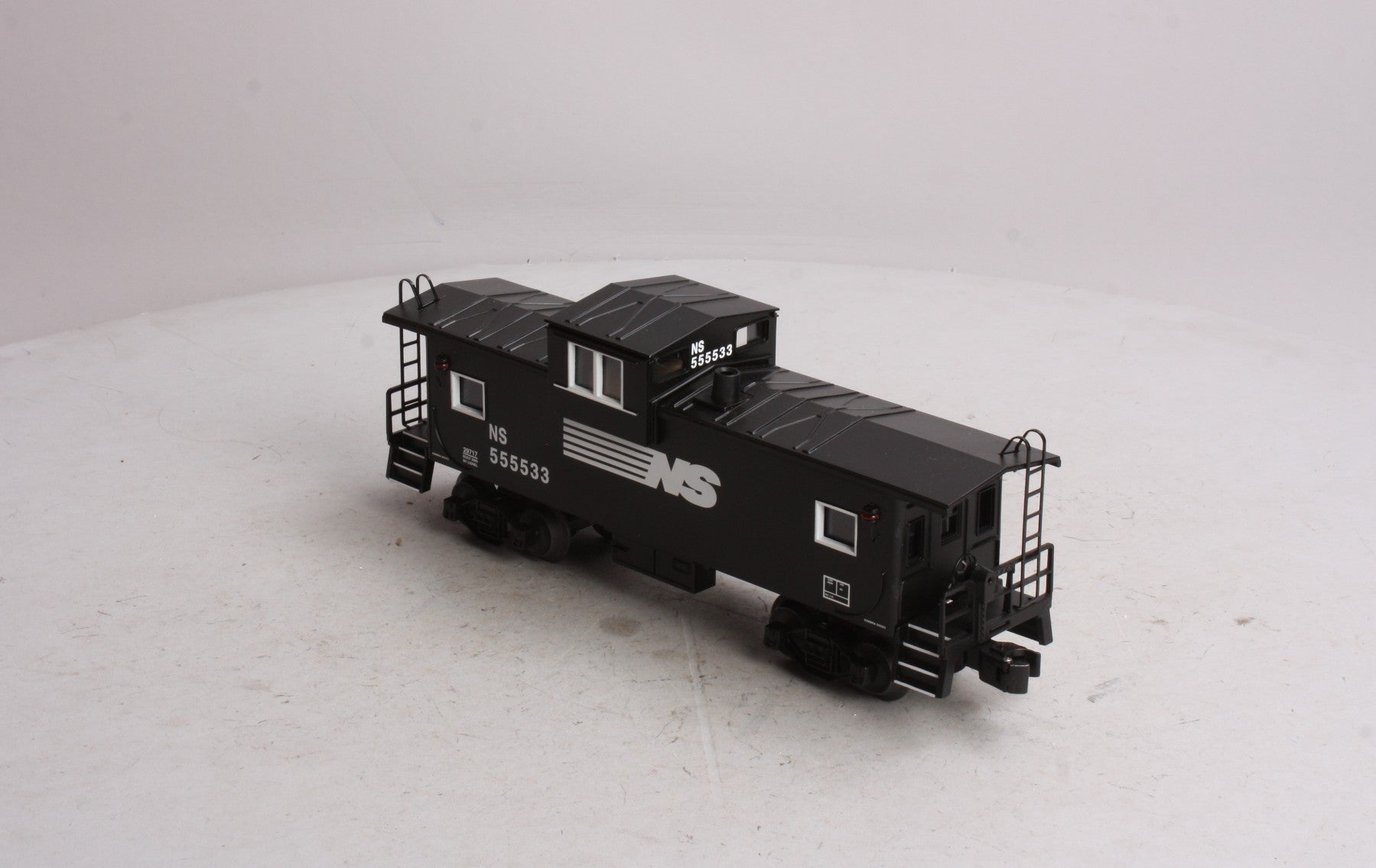 Lionel 6-29717 O Gauge Norfolk & Southern Extended Vision Caboose #555533 LN/Box