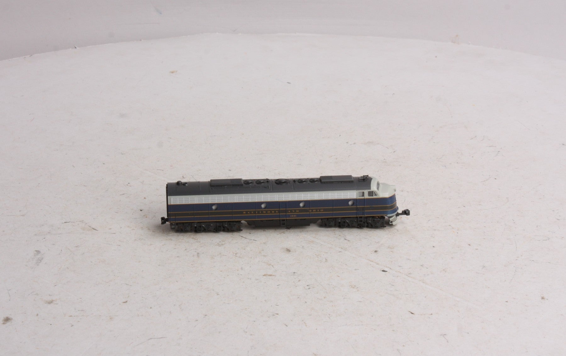 Kato 176-274 N Scale Baltimore & Ohio EMD E8/9A Diesel Engine #1441 LN/Box