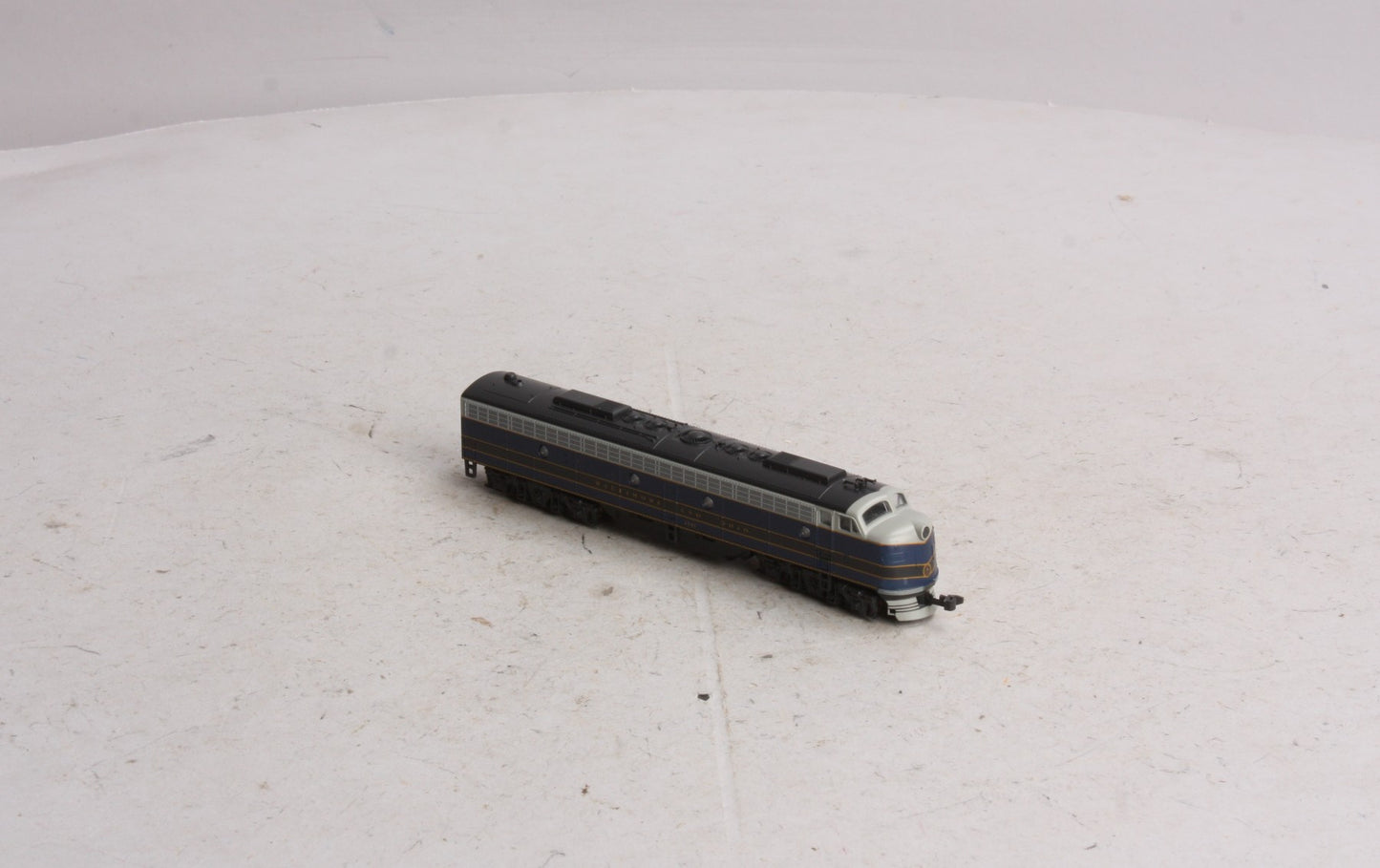 Kato 176-274 N Scale Baltimore & Ohio EMD E8/9A Diesel Engine #1441 LN/Box