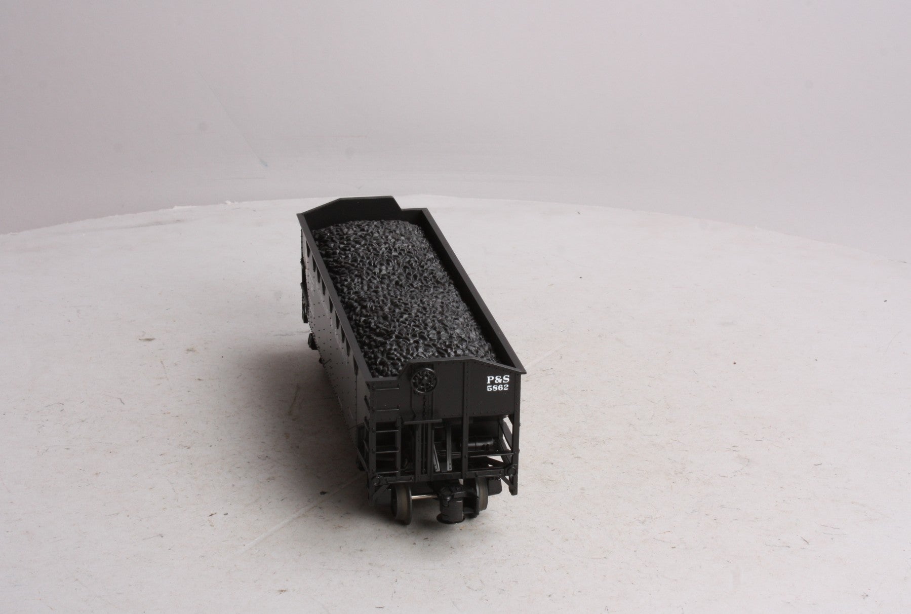 MTH 20-97538 O Pittsburg & Shawmut 2-Bay Hopper Car with Coal Load #5862 EX/Box