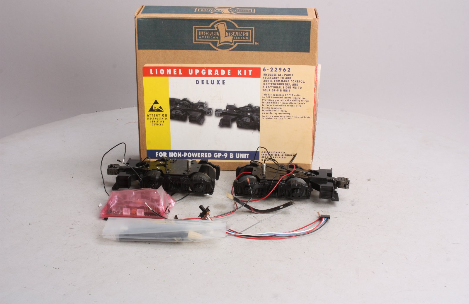 Lionel 6-22962 O Scale Black GP-9 B-Unit Deluxe Trucks Upgrade Kit