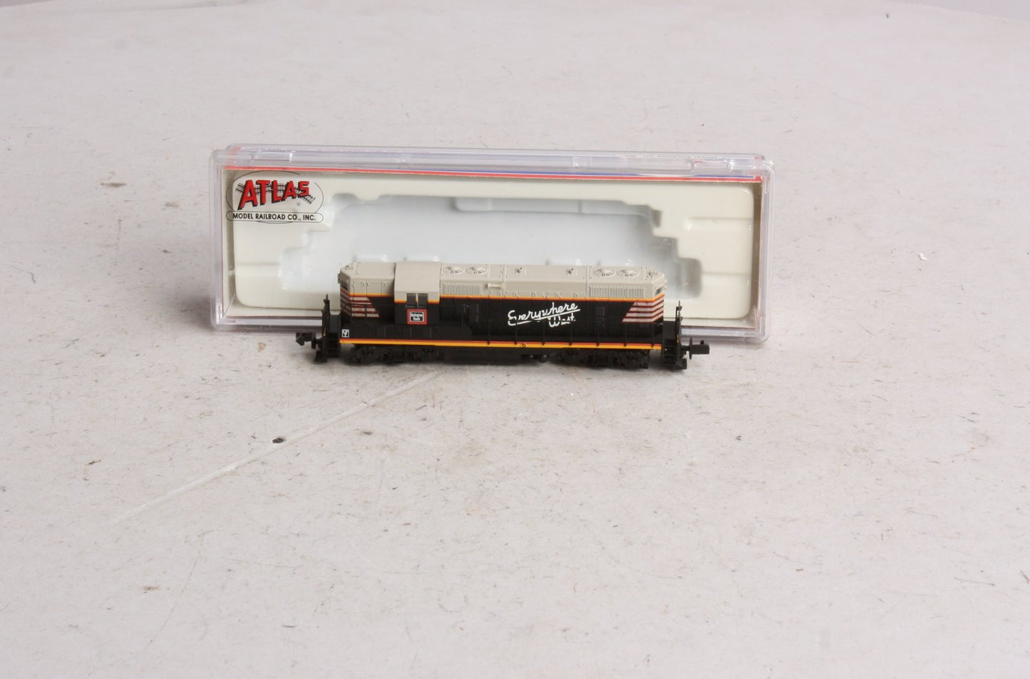 Atlas 48207 N Burlington Route GP-7 Ph II Diesel Locomotive #267 LN/Box
