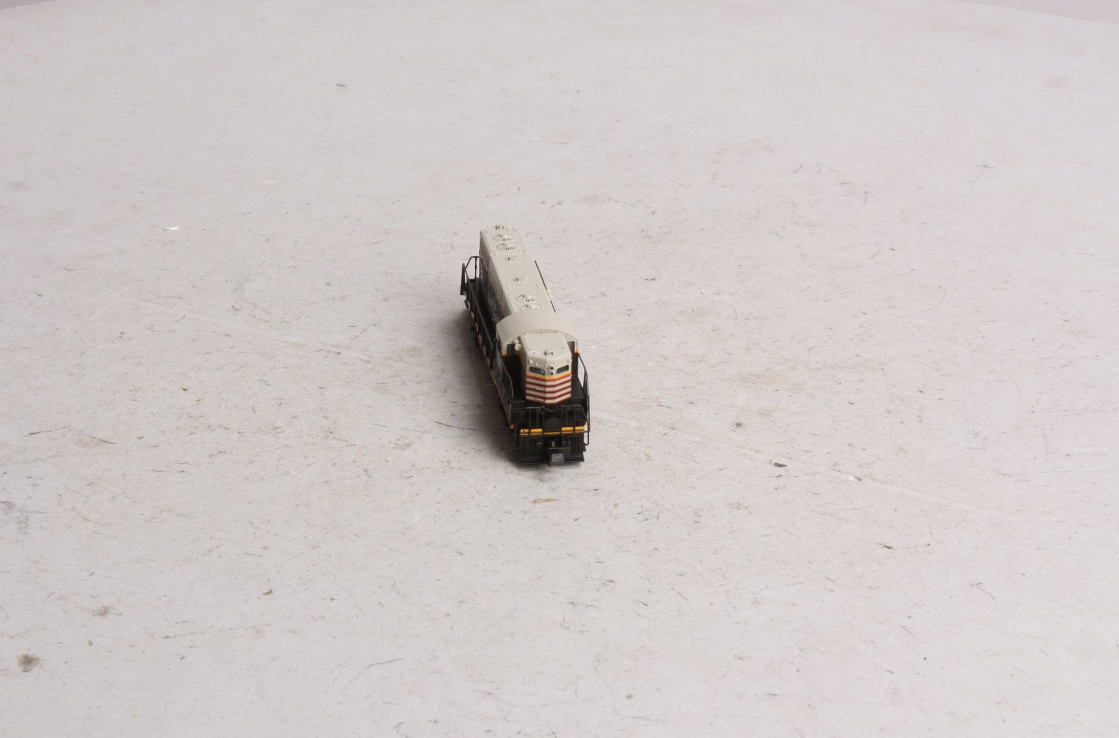 Atlas 48207 N Burlington Route GP-7 Ph II Diesel Locomotive #267 LN/Box