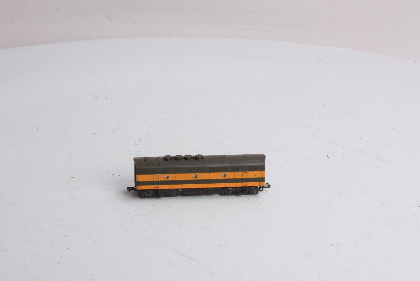 Kato 176-191 N Scale Great Northern F3B Powered Diesel Phase II LN/Box