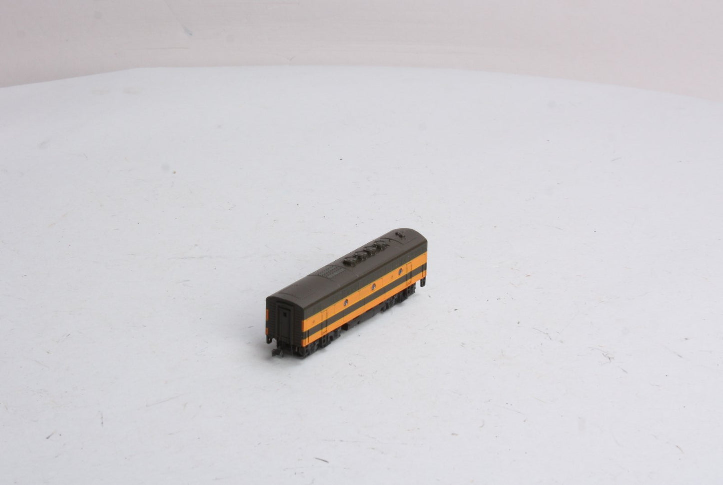 Kato 176-191 N Scale Great Northern F3B Powered Diesel Phase II LN/Box