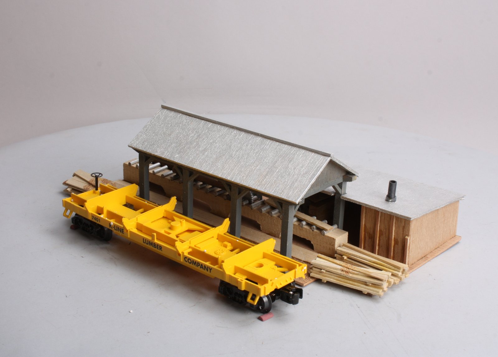 K-Line K42450 O Scale Operating Sawmill LN/Box