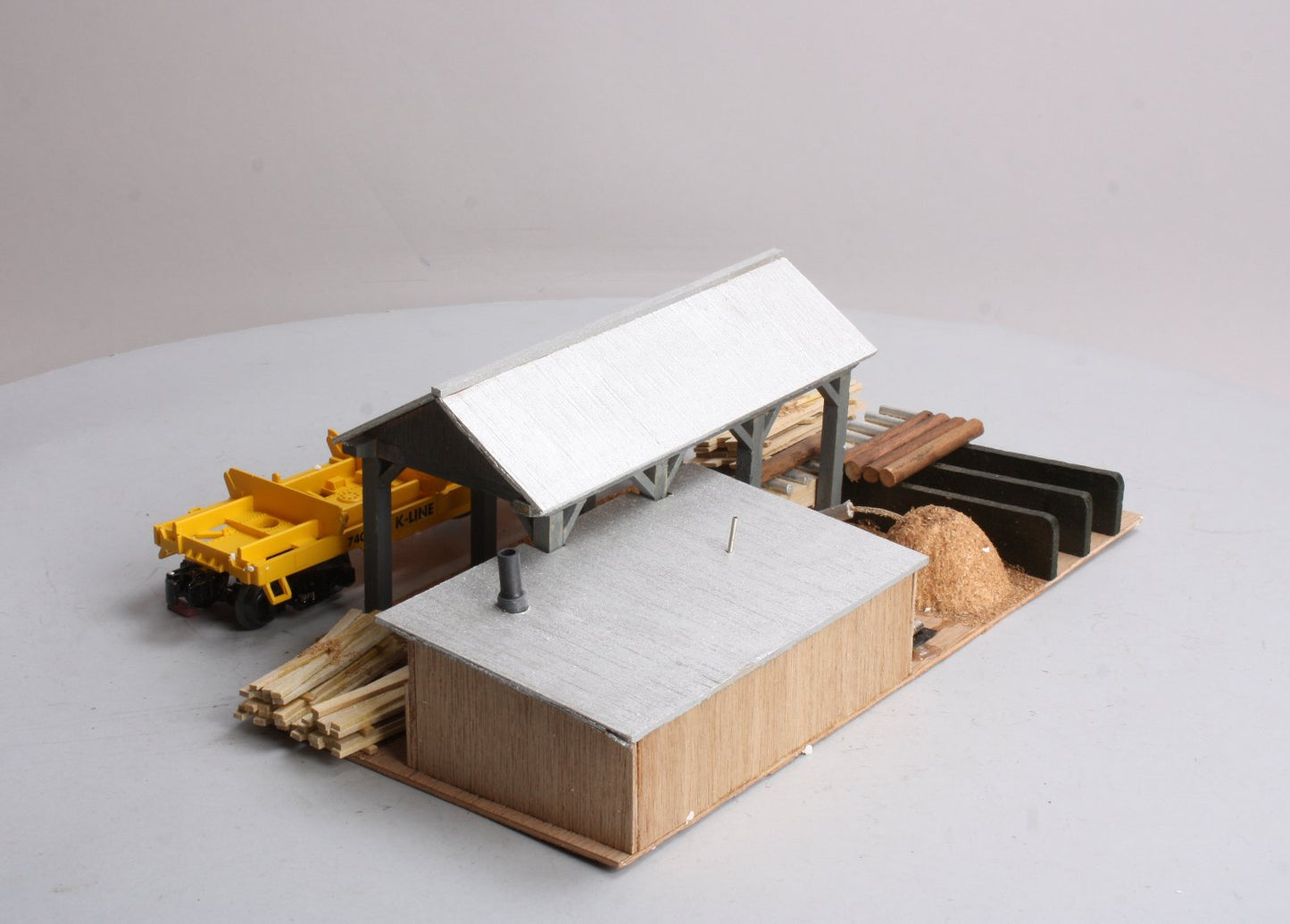 K-Line K42450 O Scale Operating Sawmill LN/Box