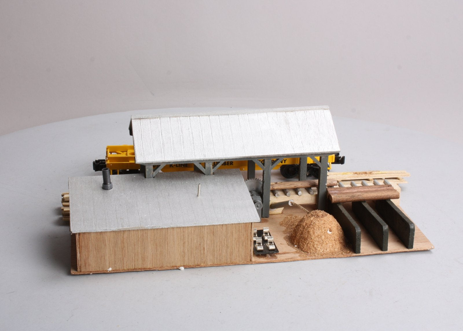 K-Line K-42450 O Scale Operating Sawmill LN/Box
