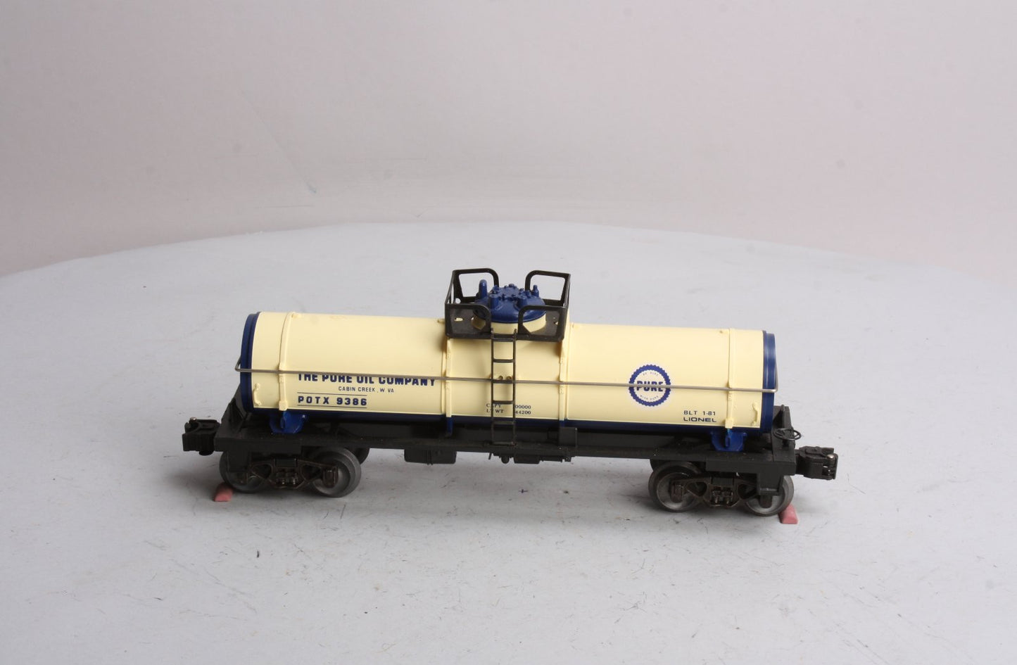 Lionel 6-9386 O Gauge Pure Oil Single Dome Tank Car EX/Box