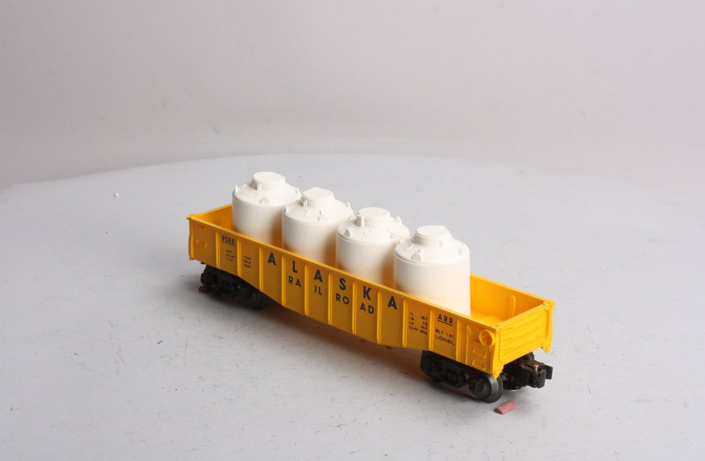 Lionel 6-9385 O Gauge Alaska Gondola with Canisters LN/Box