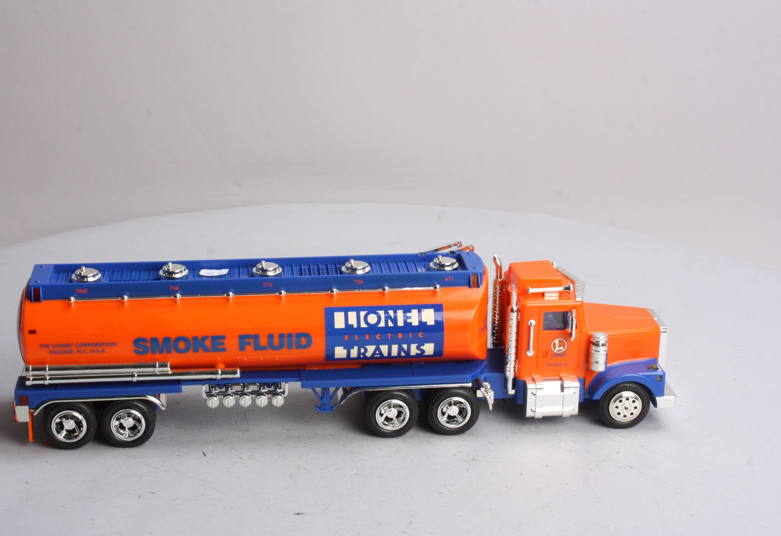 Taylor Made Trucks TMT-18126 Lionel Tanker Toy Truck Coinbank