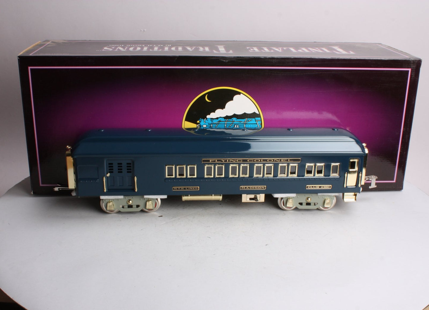 MTH 10-1196-B Standard Gauge Flying Colonel "Madison" Club Car #4380 LN/Box
