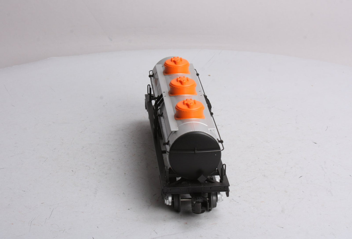 MTH 30-4120B O Gauge Harley Davidson 3-Dome Tank Car LN/Box