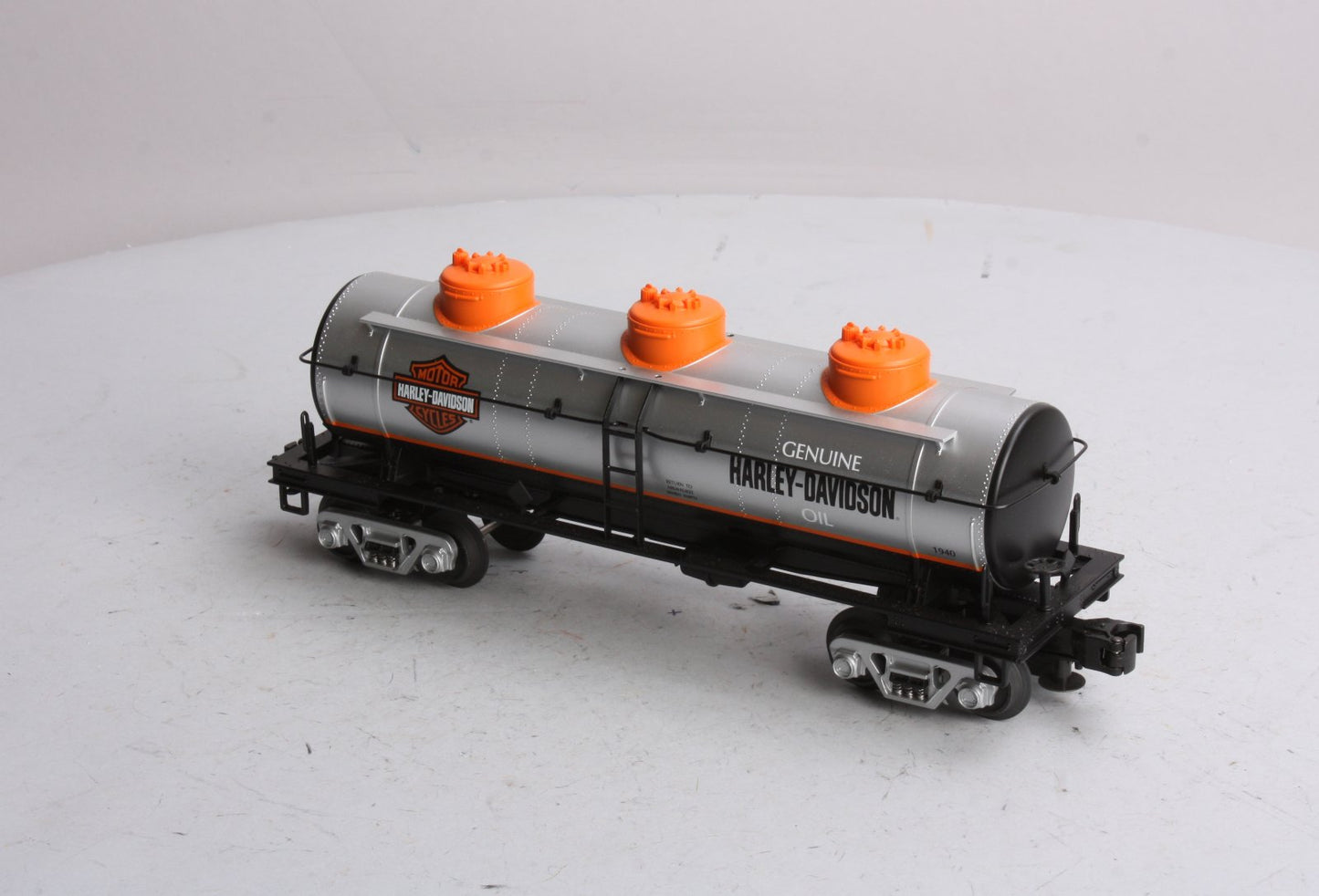 MTH 30-4120B O Gauge Harley Davidson 3-Dome Tank Car LN/Box