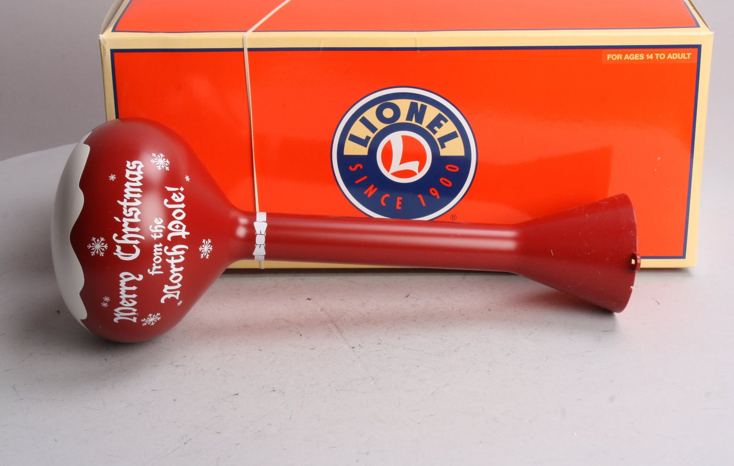 Lionel 6-24273 Christmas Water Tower LN/Box